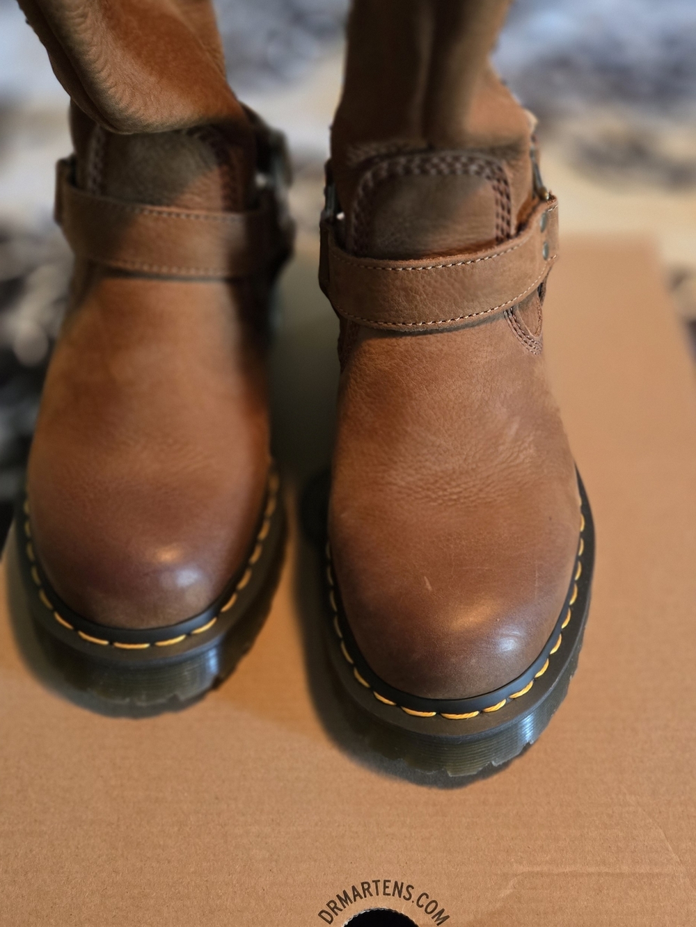 Dr. Martens Anistone Hi Boots - Brown - Picture 4 of 9
